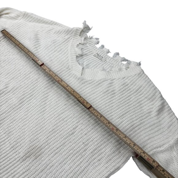 Distressed White V-Neck Sweater Jolie & Joy Large - Picture 8 of 10